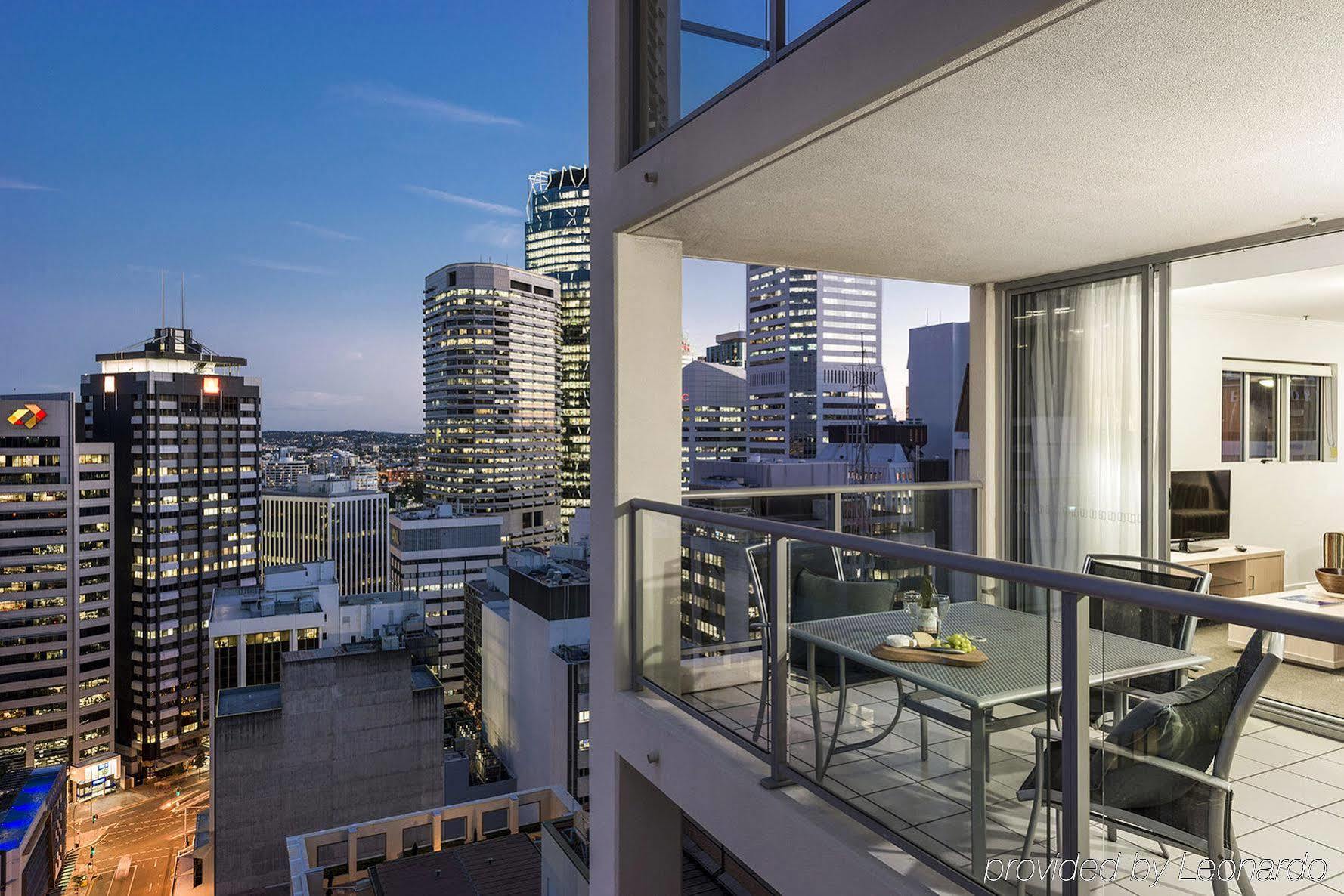 Oaks Brisbane Lexicon Suites エクステリア 写真
