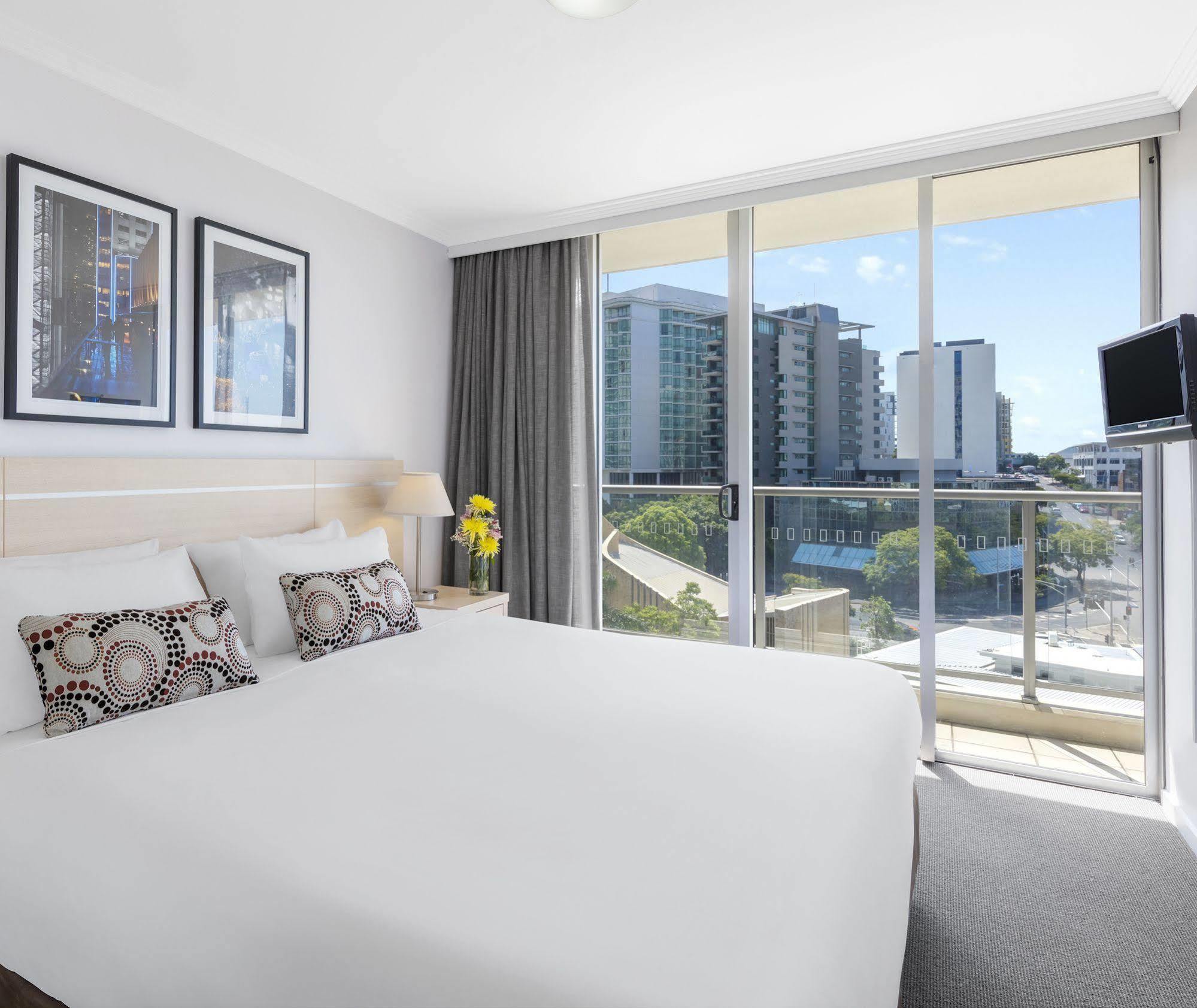 Oaks Brisbane Lexicon Suites エクステリア 写真