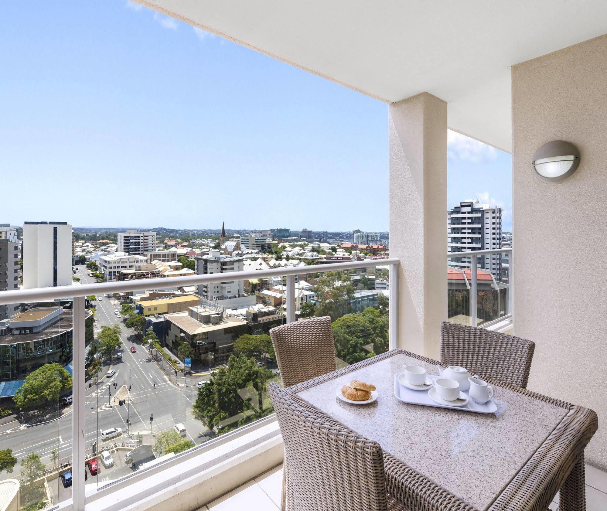 Oaks Brisbane Lexicon Suites エクステリア 写真