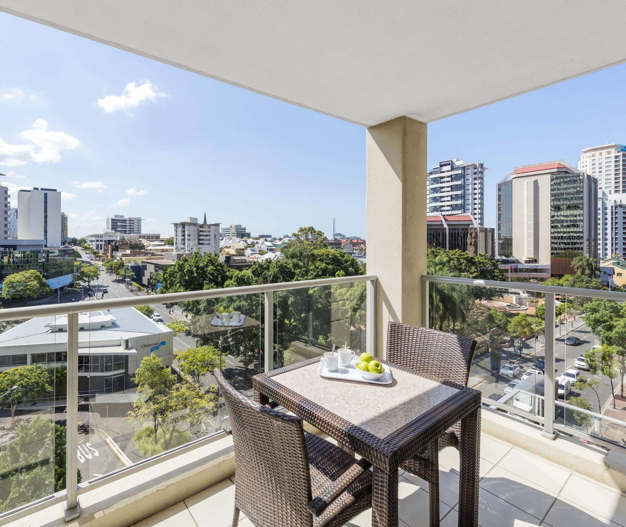 Oaks Brisbane Lexicon Suites エクステリア 写真