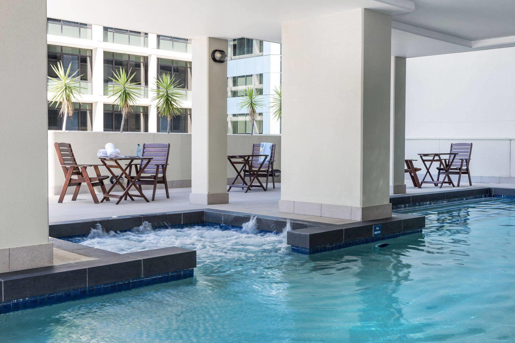 Oaks Brisbane Lexicon Suites エクステリア 写真